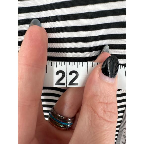 Under Armour Polo Shirt Mens Large Black White Striped Heat Gear Performance - Picture 5 of 6